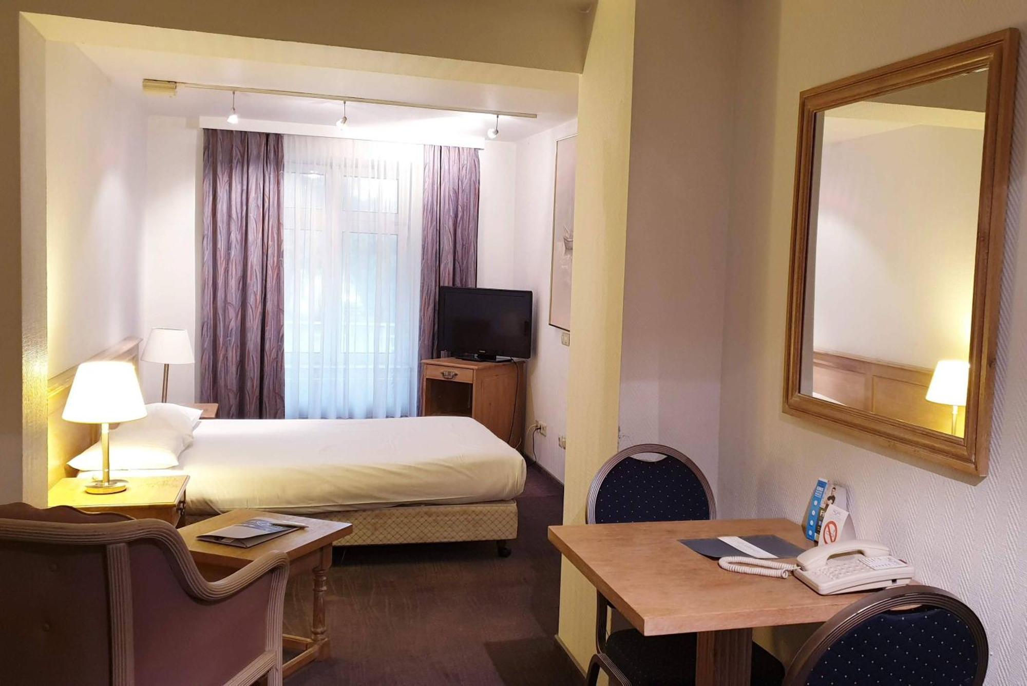 Parc Hotel Alvisse Luxembourg Room photo